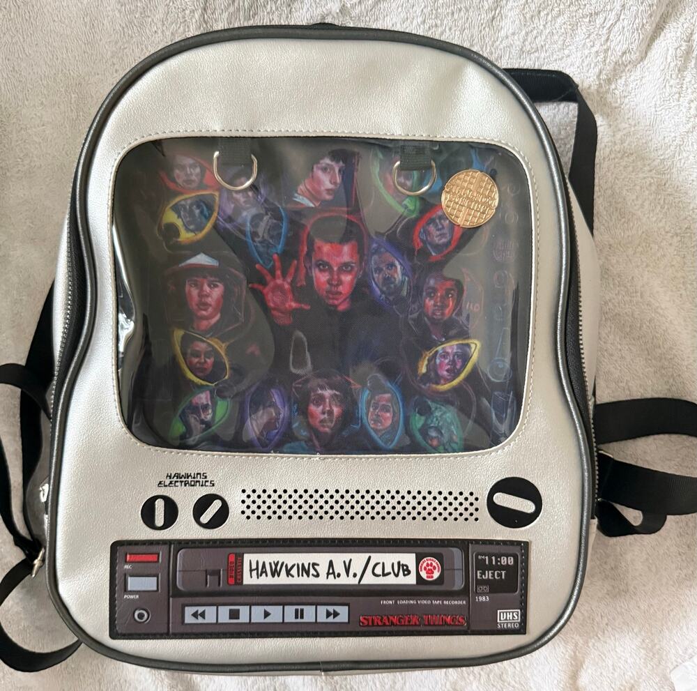 Bioworld STRANGER THINGS Retro TV Hawkins AV club Small Backpack Collectible Pin